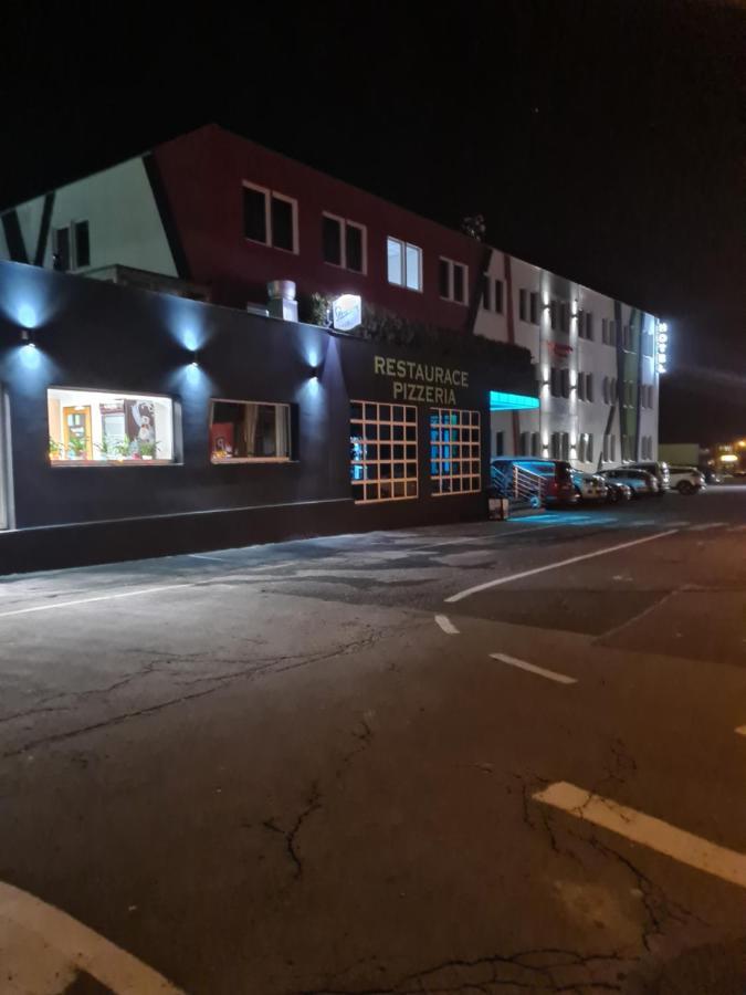 Hotel Montenegro Bruntál Zewnętrze zdjęcie