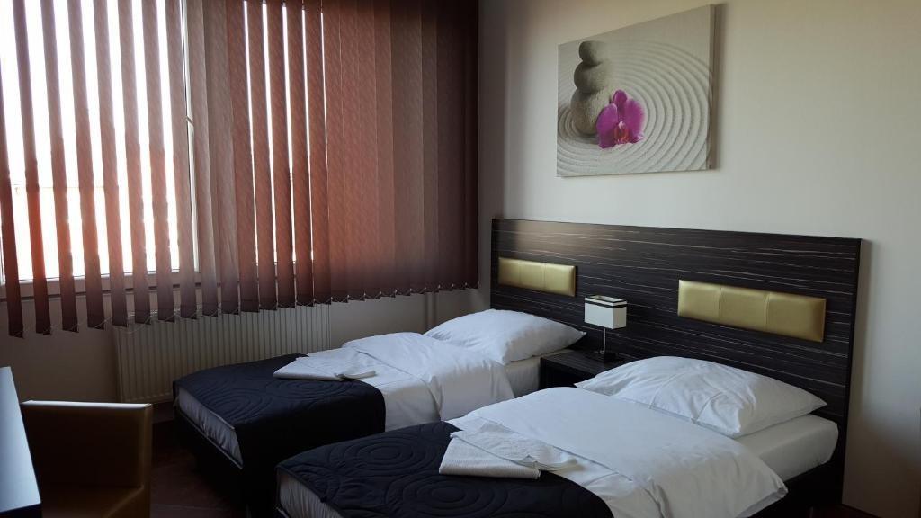Hotel Montenegro Bruntál Zewnętrze zdjęcie